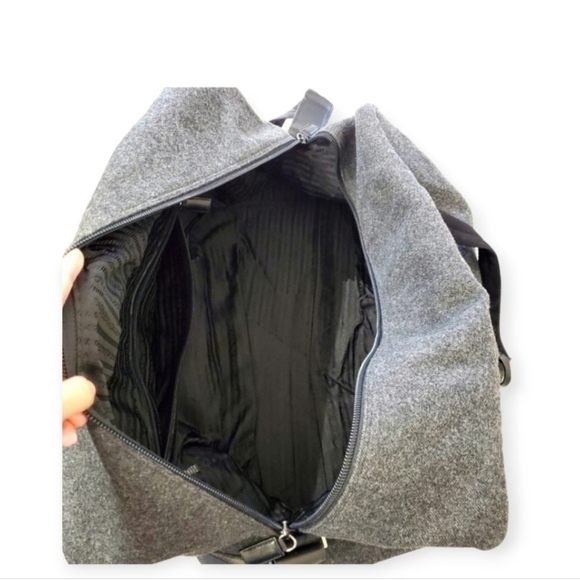AUTHENTIC PRADA Woolen Large Travel Gym Bag 60 - Picture 3 of 5
